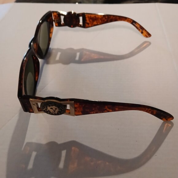 Anne Klein Vintage Riviera Sunglasses Tortoise Shell Lion Logo - Picture 5 of 8